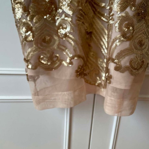 Manolo fitted dress like new, gold sequin details, size S