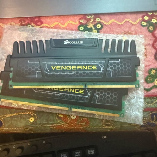Corsair 8GB RAM like new