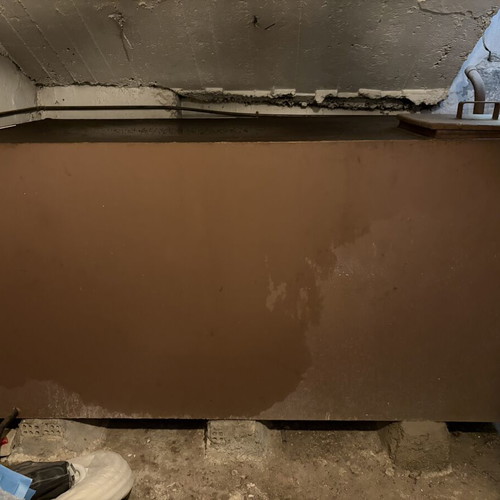 Iron oil tank used, empty, approx. 1,000-1,500 liters