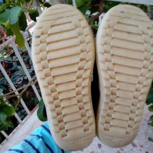 Boys' boots used, sizes 26 and 27, with leather insole
