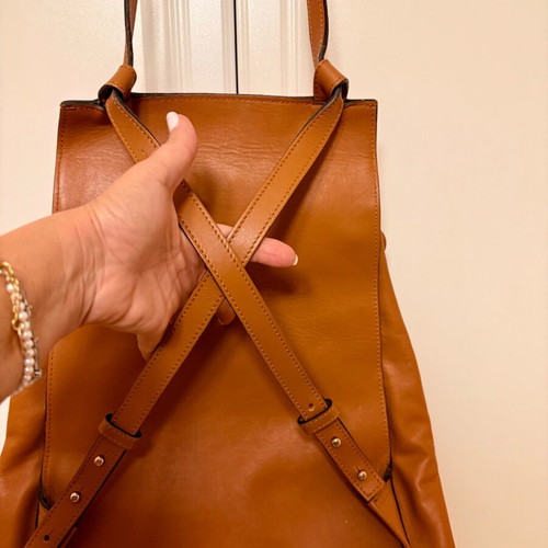 Sona de Nisco genuine leather convertible backpack shoulder bag cognac brown like new