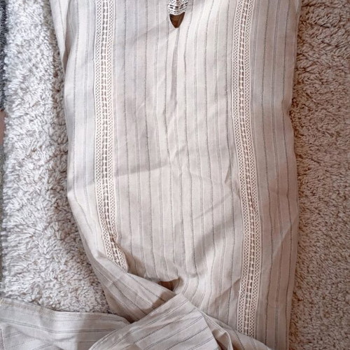Beige Medium kaftani dress like new with embroidery and gold thread