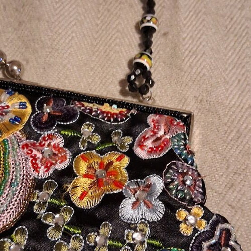 Vintage women's bag like new, multicolored with embroidered flowers
