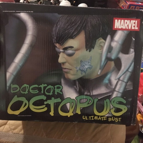 Doctor Octopus Spider-Man Ultimate Bust like new