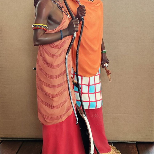Maasai Warriors Statue collectible, like new, numbered edition