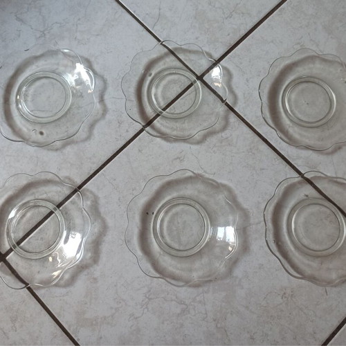 Vintage glass decorative plates set of 6 used, flower-shaped
