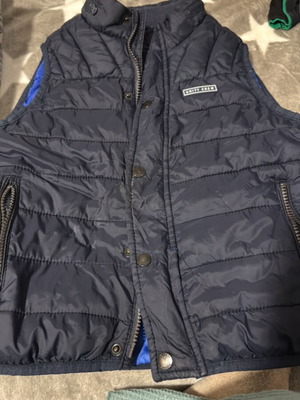 Boys' sleeveless jacket 6-7 years Zara used