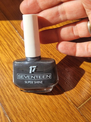 Seventeen Super Shine gray nail polish like new