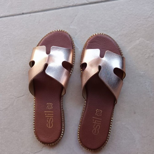 Estil leather sandals like new, size 38, gold color