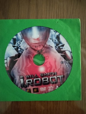 iRobot DVD like new, dubbed sci-fi thriller horror movie
