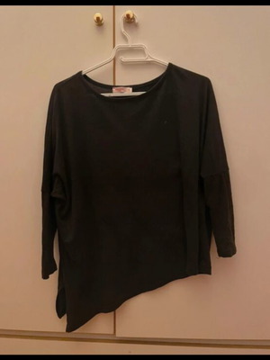 Pink Woman blouse like new, lightly worn, black