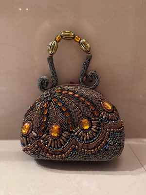 Handbag with embroidered beads new, black multicolor