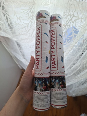 Carnivalista Large Party Popper Confetti Cannons, set of 2