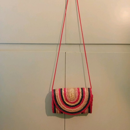 Primark women's straw handbag hand-held like new, red and pink