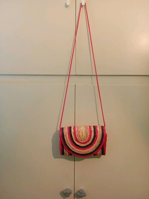 Primark women's straw handbag hand-held like new, red and pink