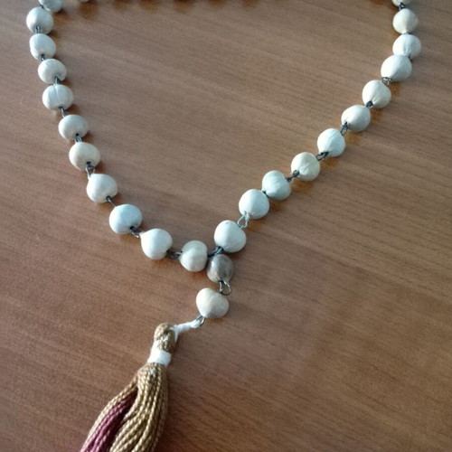 Worry beads like new with wooden beads and brown-bordeaux tassel rustic