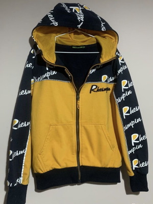 Παιδική ζακέτα ARMATA MILITARE με κουκούλα μεταχειρισμένη, μέγεθος 134 εκ.