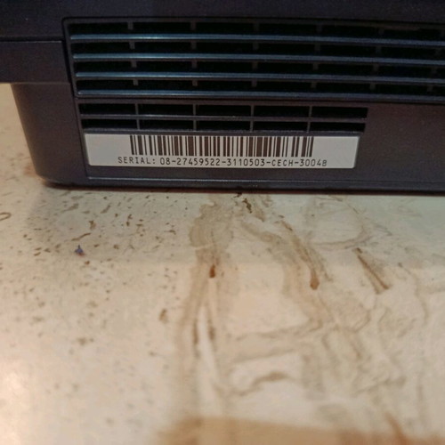 PS3 Slim 3004B used with external fan and 320GB hard drive