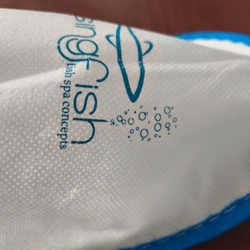 Disposable slippers pack of 500 pairs with 3mm sole and blue trim