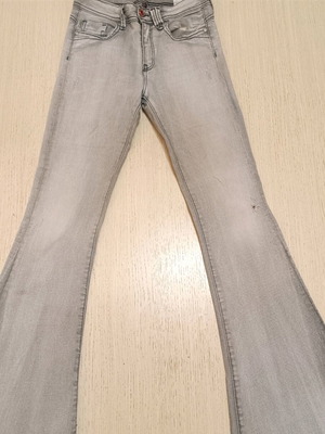 Grey flared jeans like new, size S / 36 / 8