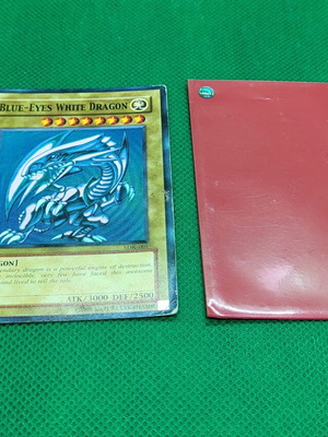 Blue-Eyes White Dragon Yu-Gi-Oh! TCG κάρτα μεταχειρισμένη, Kaiba SDK-001