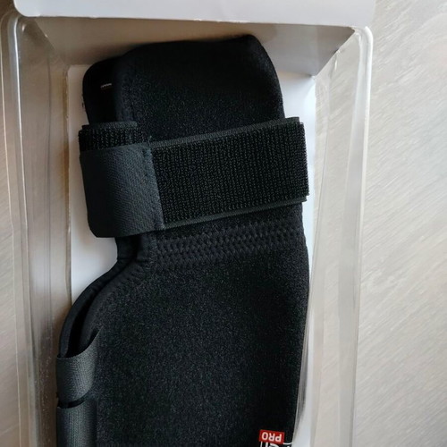 Dr Frei Pro reinforced elbow brace new