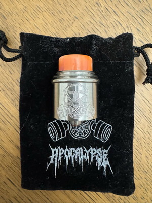 Armageddon Apocalypse Gen 2 RDA silver color like new, special piece