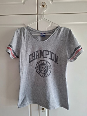 Champion Authentic Grey V-Neck T-Shirt XL like new, 100% cotton