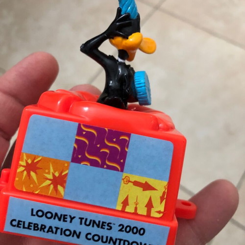 Looney Tunes Duffy Duck figure used, 10cm, Happy Meal 2000 Celebration Countdown