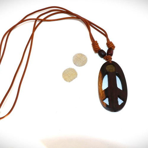 Necklace pendant wooden peace pipe teak wood new with leather cord