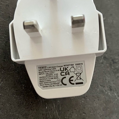 Travel adapter UK to USA (Type B) like new