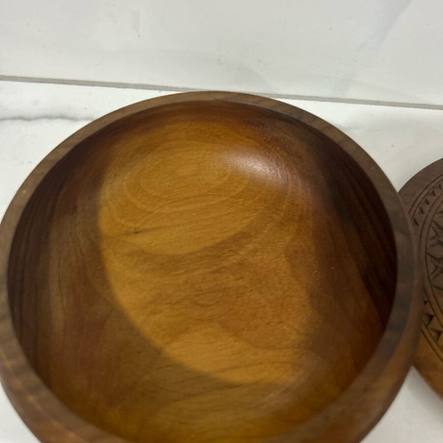 Round retro wooden box like new with lid 14/6 cm