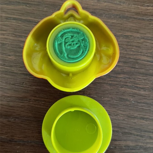 Kinder Shrek toys 2007 Disney like new