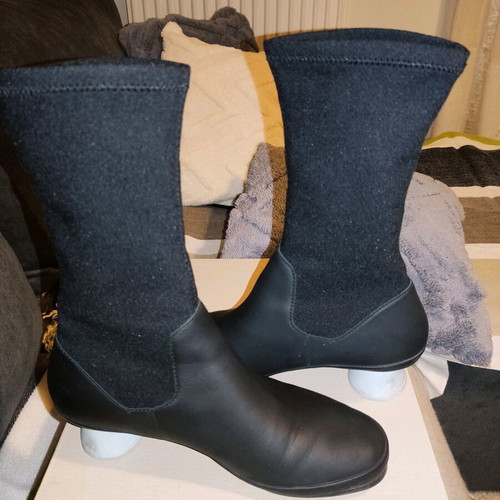 Camper women's boots like new, size 39, black with blue heel