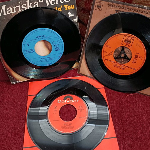 Rock 7" singles pack of 8 used with artists like David Bowie and Elton John