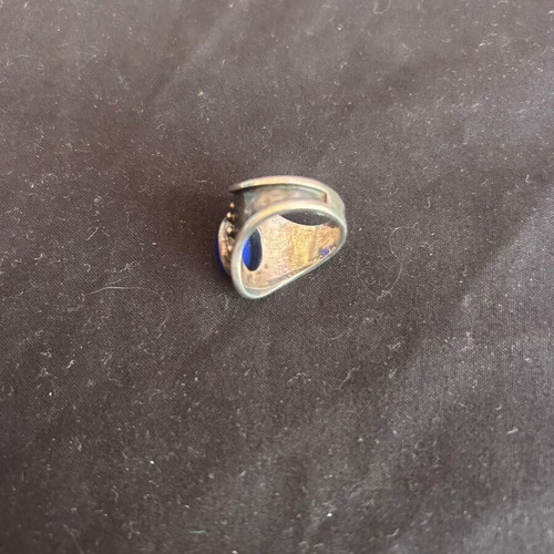 Silver 925 vintage ring with blue stone like new