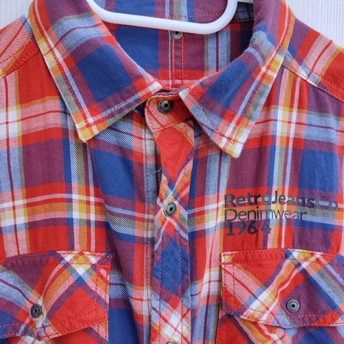 Retro Jeans plaid shirt size M like new, blue and red