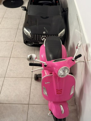 Electric car and motorcycle used, need batteries