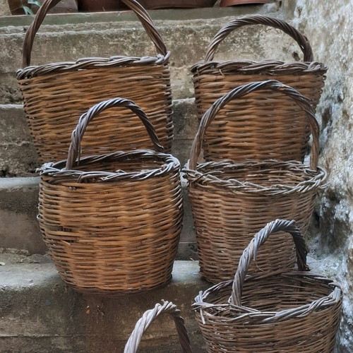 Woven baskets and damigiana used, set of 6