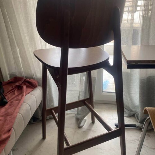 Stand chairs made of beech wood like new, brown color