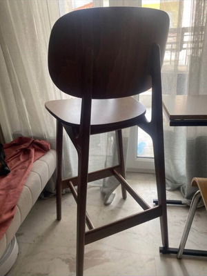 Stand chairs made of beech wood like new, brown color