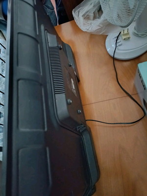 Crown 32" TV used