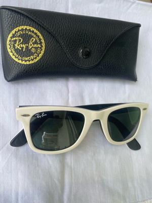 Ray Ban sunglasses like new, white