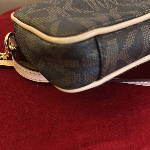Michael Kors crossbody bag like new, brown with beige details