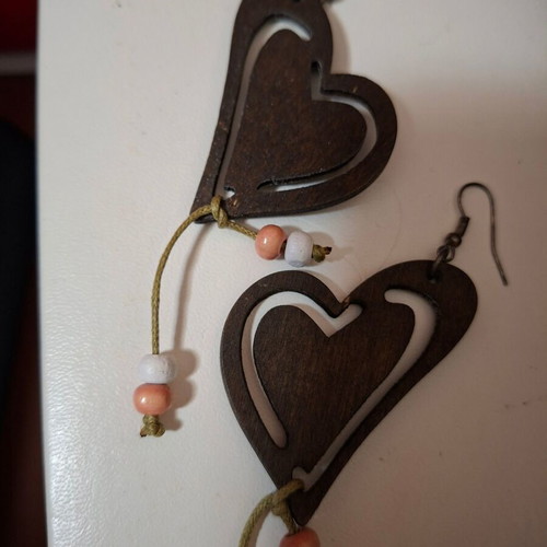 Wooden earrings like new in beautiful brown designs