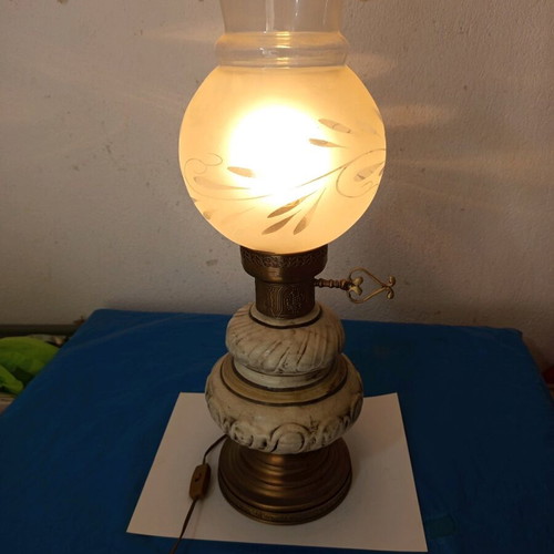 Table lamp old used, functional