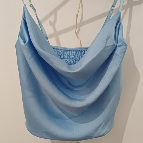 Satin top turquoise like new, size M
