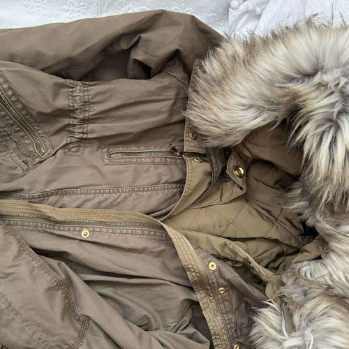 Zara parka with detachable quilted inner jacket and fur, like new