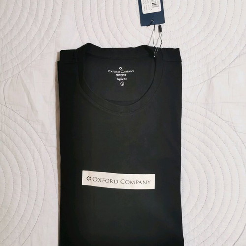 Oxford Company t-shirt new, black, size Large with defect