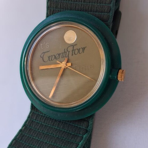 Movado TwentyFouv Time Museum 1980 μεταχειρισμένο ρολόι quartz